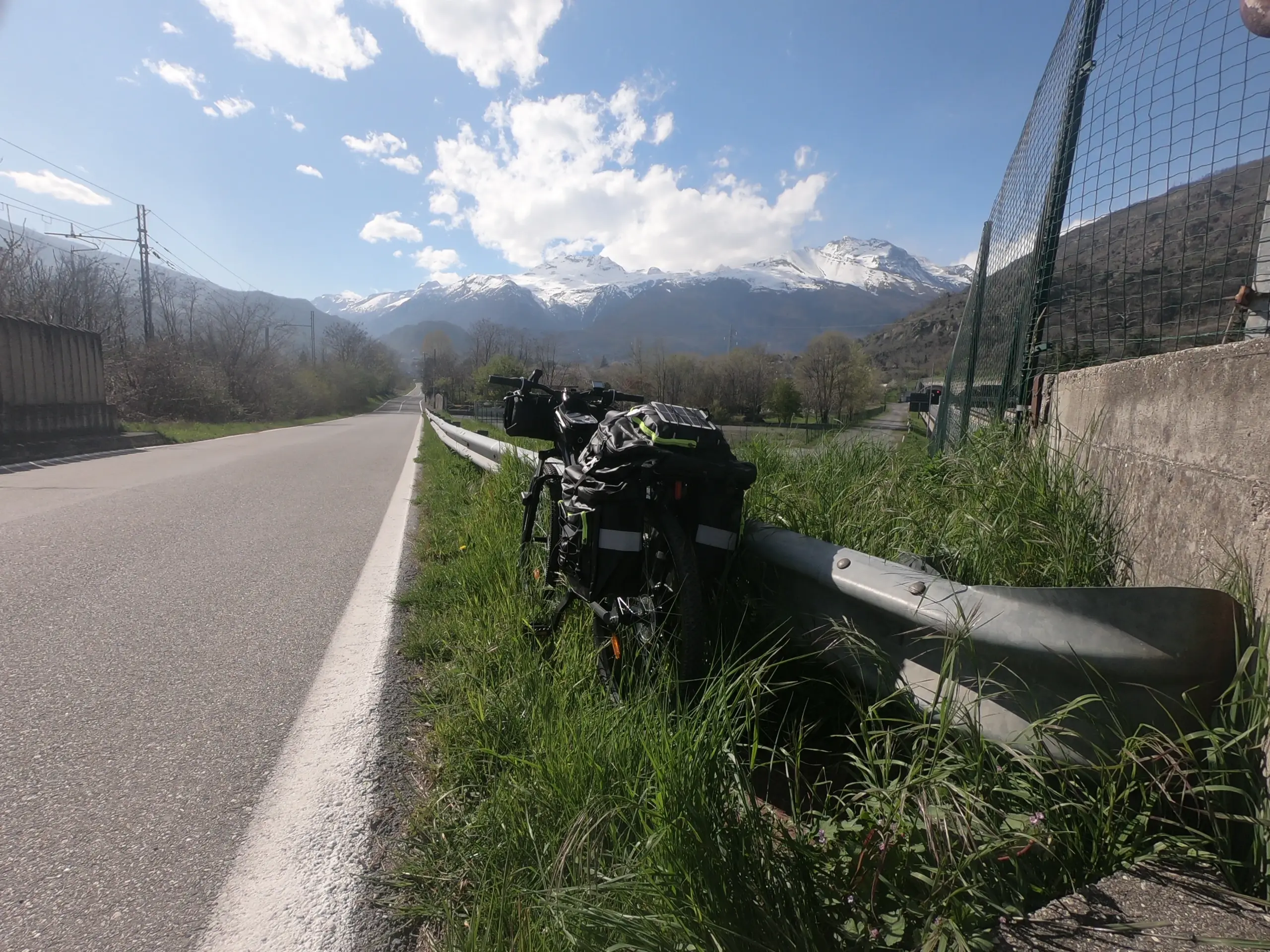 Dog‑Friendly Giro of Italy — Raising Funds
